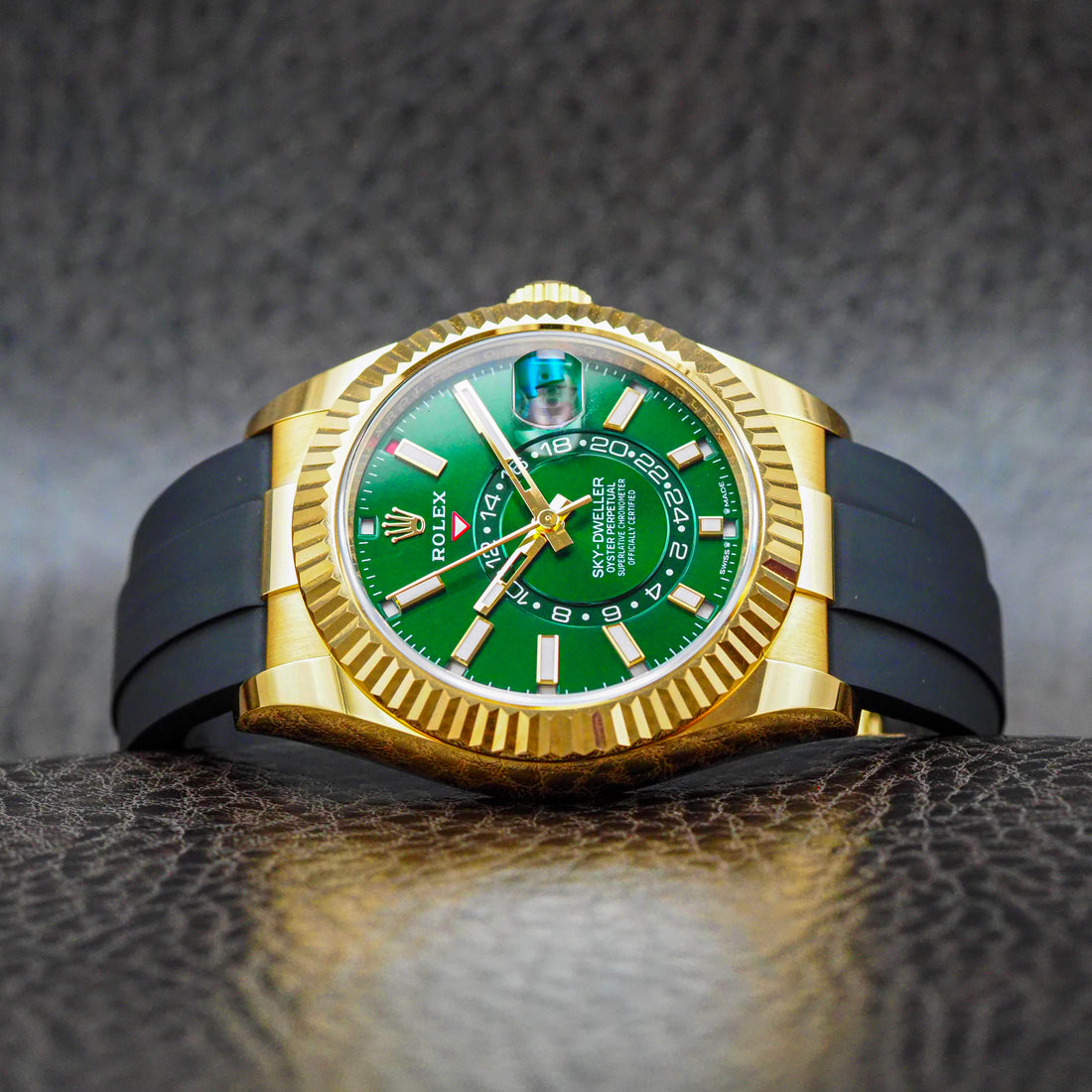 Rolex Sky-Dweller Yellow Gold - Green Dial Oysterflex