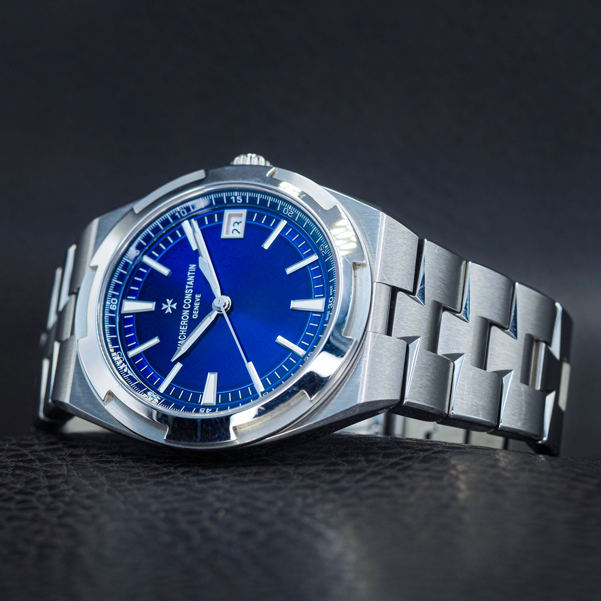 Vacheron Constantin 41mm Full Set Overseas 4500V/110A-B128