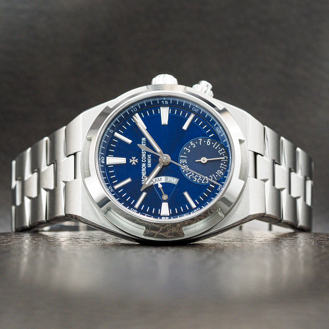 Vacheron Constantin Overseas Chronograph 7900V Blue Dial (2021)
