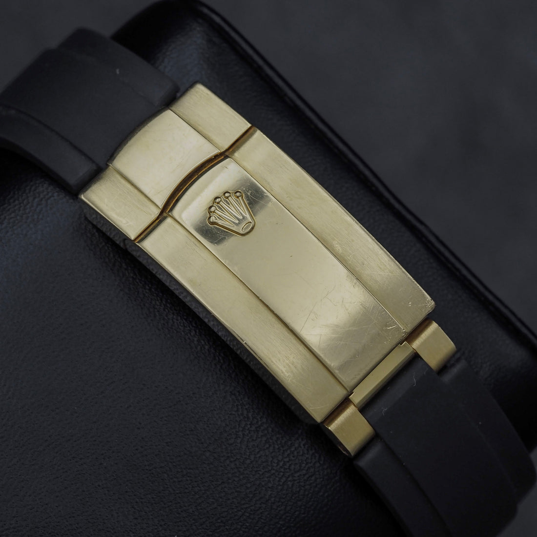 Rolex Sky-Dweller Yellow Gold Oysterflex 326238
