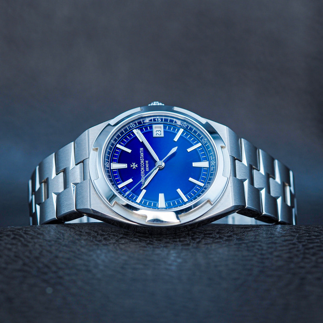 Vacheron Constantin 41mm Full Set Overseas 4500V/110A-B128