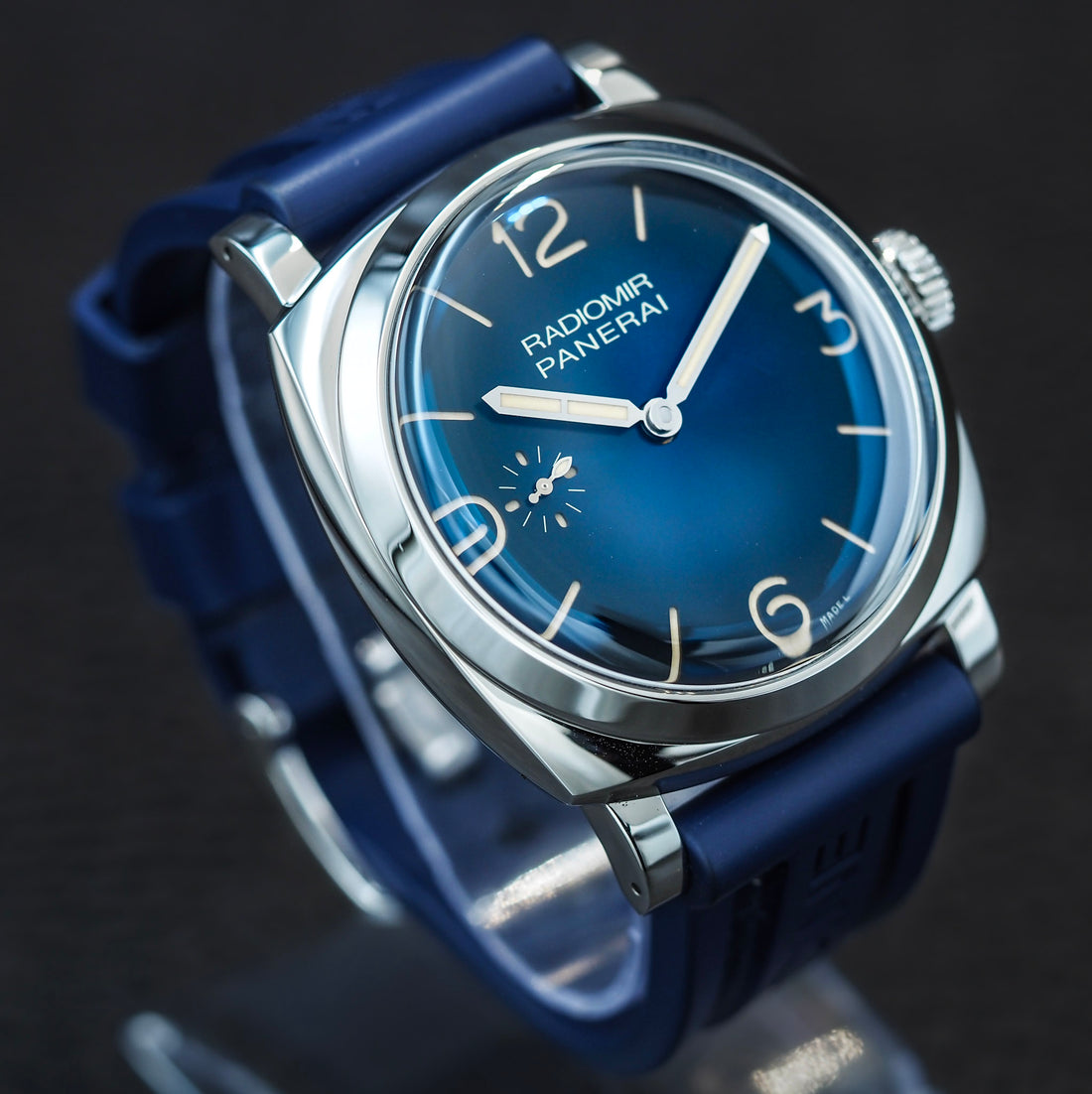 2018 Panerai PAM00932 'Blue Dial'