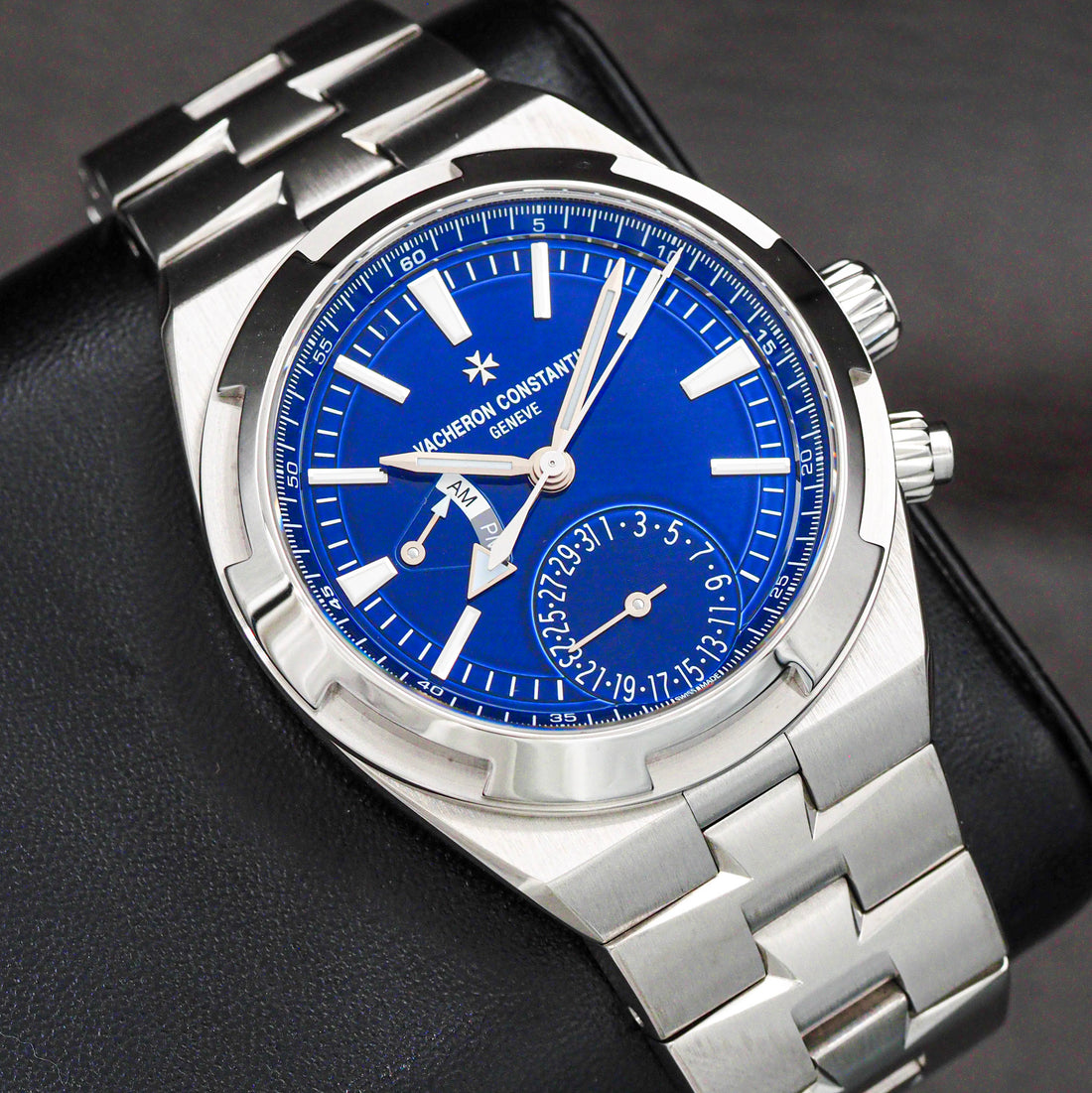 Vacheron Constantin Overseas Chronograph 7900V Blue Dial