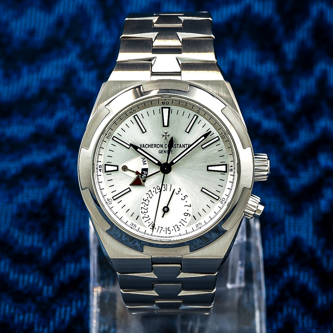 Vacheron Constantin Overseas Dual Time Ref. 7900V Silver Dial | Full Set