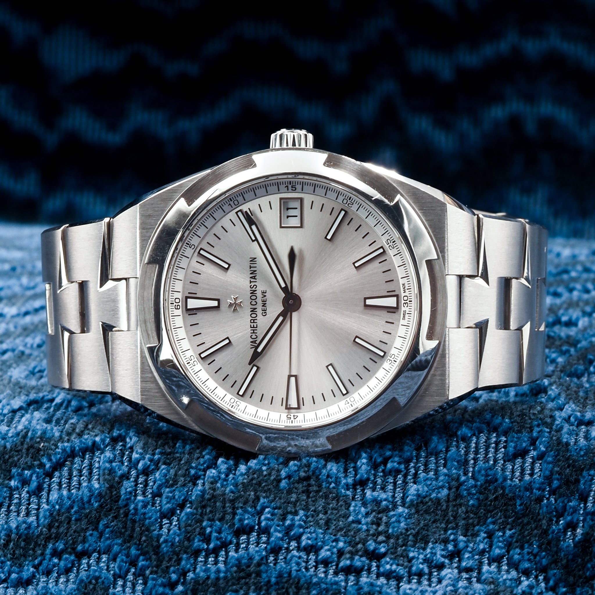 Vacheron Constantin 2018 Overseas White Dial 4500V